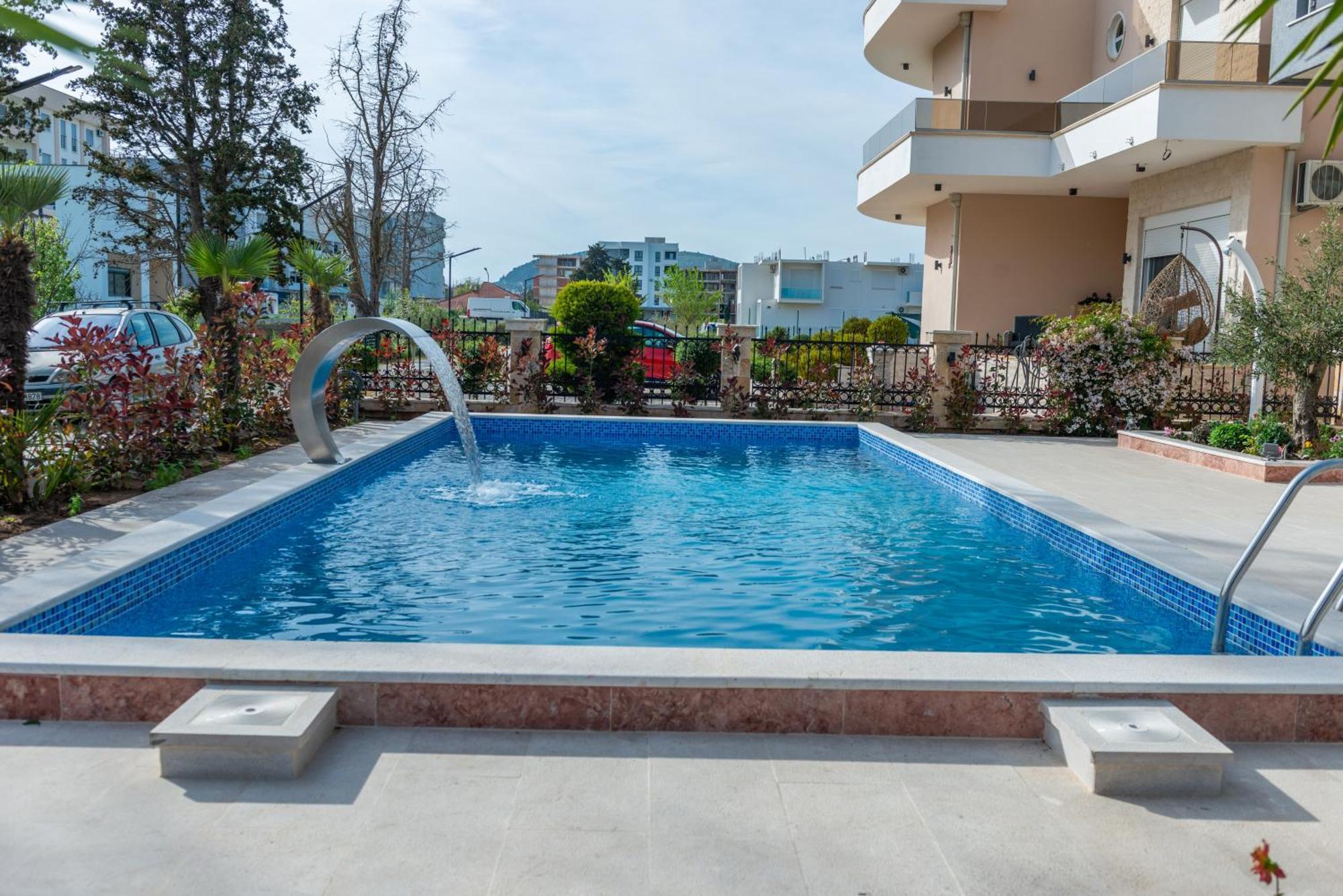 Miami Apartments Ulcinj Esterno foto