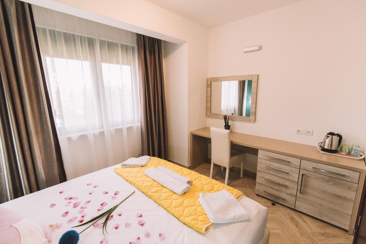 Miami Apartments Ulcinj Esterno foto