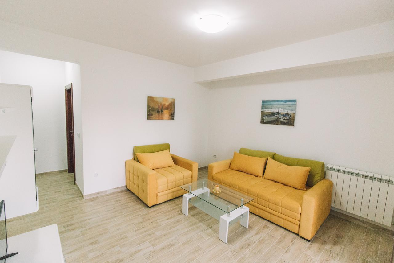 Miami Apartments Ulcinj Esterno foto